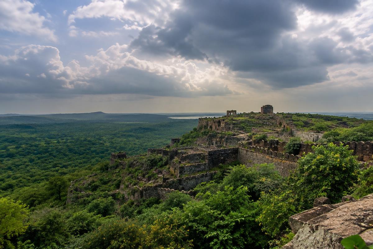 Deogarh Fort Trek